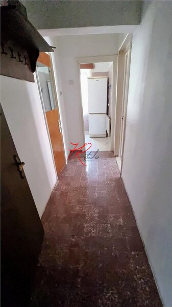 Teiul Doamnei, vanzare apartament 2 camere.